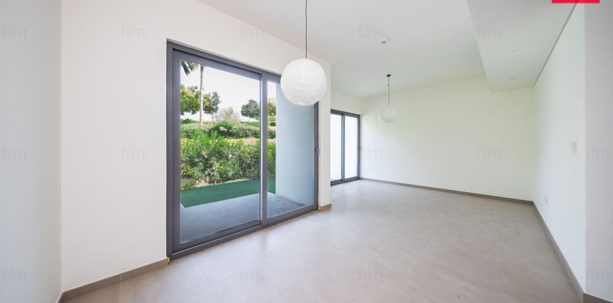 Adosado en Tilal Al Ghaf, Dubai, EAU 3 dormitorios, 141.1 m² № 754914