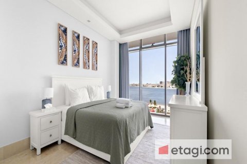 Apartment in Palm Jumeirah, Dubai, UAE 3 bedrooms, 161.4 sq.m. № 570273 - photo 9