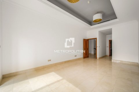 Townhouse in Palm Jumeirah, Dubai, UAE 3 bedrooms, 456 sq.m. № 592918 - photo 12