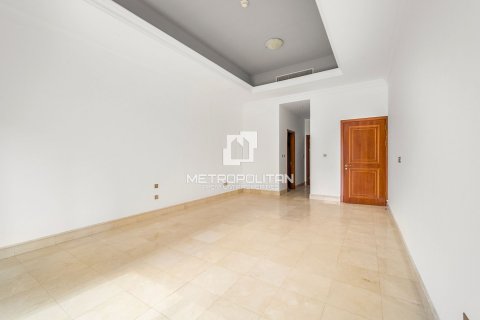 Townhouse in Palm Jumeirah, Dubai, UAE 3 bedrooms, 456 sq.m. № 592918 - photo 21