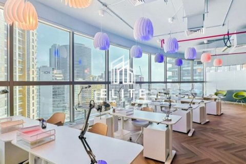 Zyrë në Barsha Heights (Tecom), Dubai, Emiratet e Bashkuara Arabe 164 m2. № 620309 - Foto 1