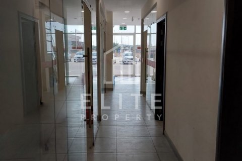 Warehouse in Dubai, UAE 7118 sq.m. № 620313 - photo 6