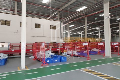 Warehouse in Dubai, UAE 7118 sq.m. № 620313 - photo 20