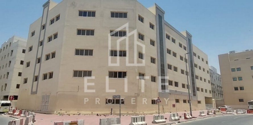 Staff Accommodation in Jebel Ali, Dubai, UAE 7061 sq.m. № 620311