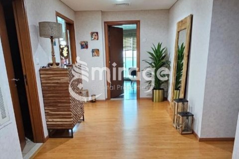 Apartment in Al Reem Island, Abu Dhabi, UAE 3 bedrooms, 226.4 sq.m. № 574199 - photo 3