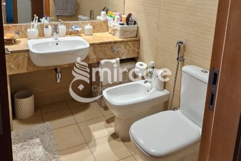Apartment in Al Reem Island, Abu Dhabi, UAE 3 bedrooms, 226.4 sq.m. № 574199 - photo 11