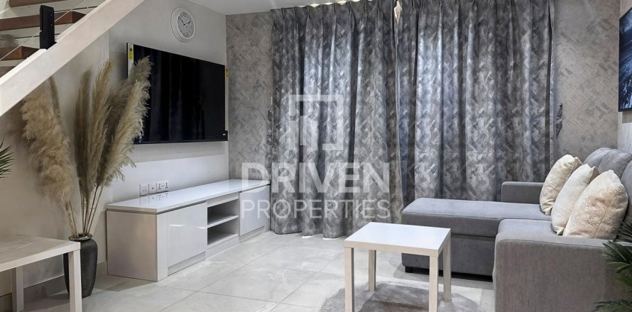 Apartment in Jumeirah Village Circle, Dubai, UAE 1 room, 51.38 sq.m. № 743571