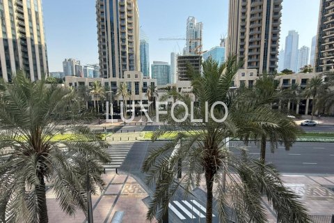 Apartment in Downtown Dubai (Downtown Burj Dubai), Dubai, UAE 2 bedrooms, 145 sq.m. № 627895 - photo 2