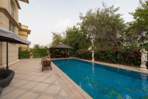 Villa in vendita a Jumeirah Islands, Dubai, EAU 4 camere da letto, 987.84 mq. № 748850 - foto 10