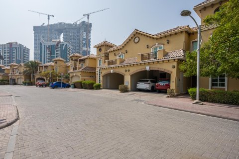 Vila u Dubai Sports City, UAE 195.04 m2, 3 spavaćih soba Br. 764174
