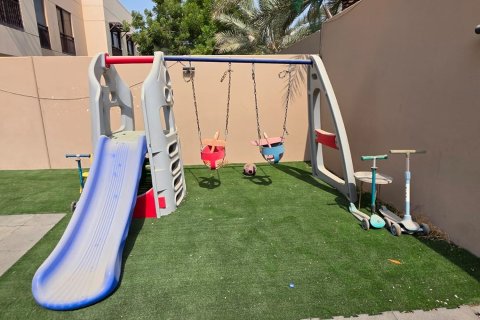 Villetta a schiera in vendita a Muwaileh Commercial, Sharjah, EAU 3 camere da letto, 243.22 mq. № 764175 - foto 26