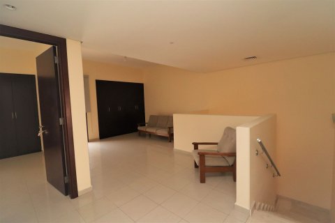 Villetta a schiera in vendita a Muwaileh Commercial, Sharjah, EAU 3 camere da letto, 243.22 mq. № 764175 - foto 14