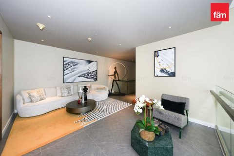 Appartement te huur in Al Wasl, Dubai, VAE 4 slaapkamers, 266.7 vr.m., nr 662304 - foto 6