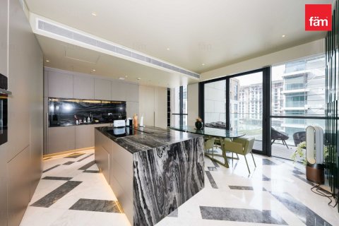 Appartement te huur in Al Wasl, Dubai, VAE 4 slaapkamers, 266.7 vr.m., nr 662304 - foto 3