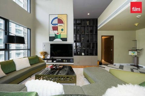 Appartement te huur in Al Wasl, Dubai, VAE 4 slaapkamers, 266.7 vr.m., nr 662304 - foto 8