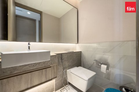 Apartment til salg i Dubai, UAE 2 soveværelser, 137.7 kvm № 662303 - foto 17