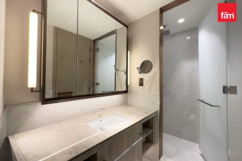 Apartment til salg i Dubai, UAE 2 soveværelser, 137.7 kvm № 662303 - foto 15