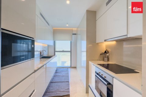 Apartment til salg i Dubai, UAE 2 soveværelser, 137.7 kvm № 662303 - foto 5