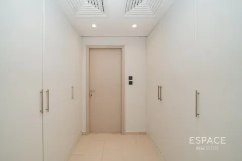 Vilă de închiriat în Meadows, Dubai, EAU 3 dormitoare, 155 mp.  №738355 - poză 9
