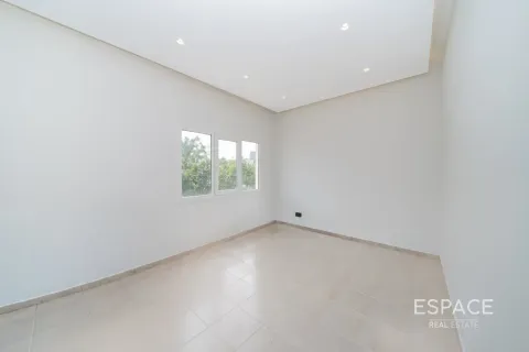 Vilă de închiriat în Meadows, Dubai, EAU 3 dormitoare, 155 mp.  №738355 - poză 13