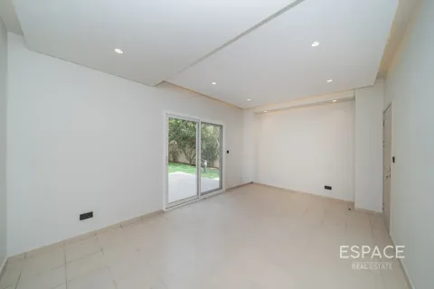 Vilă de închiriat în Meadows, Dubai, EAU 3 dormitoare, 155 mp.  №738355 - poză 4