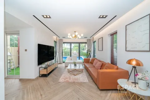 Villa para arrendamento em The Springs, Dubai, EAU 4 quartos, 279 m2 № 738352 - foto 3
