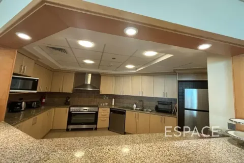 Appartamento in affitto a Palm Jumeirah, Dubai, EAU 3 camere da letto, 206 mq. № 738351 - foto 5