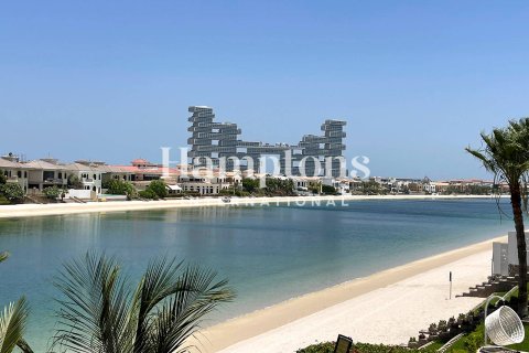 Villa para arrendamento em Palm Jumeirah, Dubai, EAU 5 quartos, 520.25680000 m2 № 651243 - foto 4
