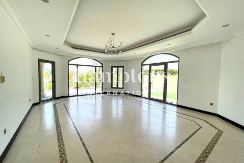 Villa para arrendamento em Palm Jumeirah, Dubai, EAU 5 quartos, 520.25680000 m2 № 651243 - foto 8