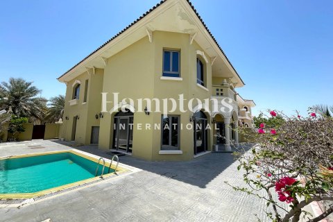 Villa para arrendamento em Palm Jumeirah, Dubai, EAU 5 quartos, 520.25680000 m2 № 651243 - foto 11