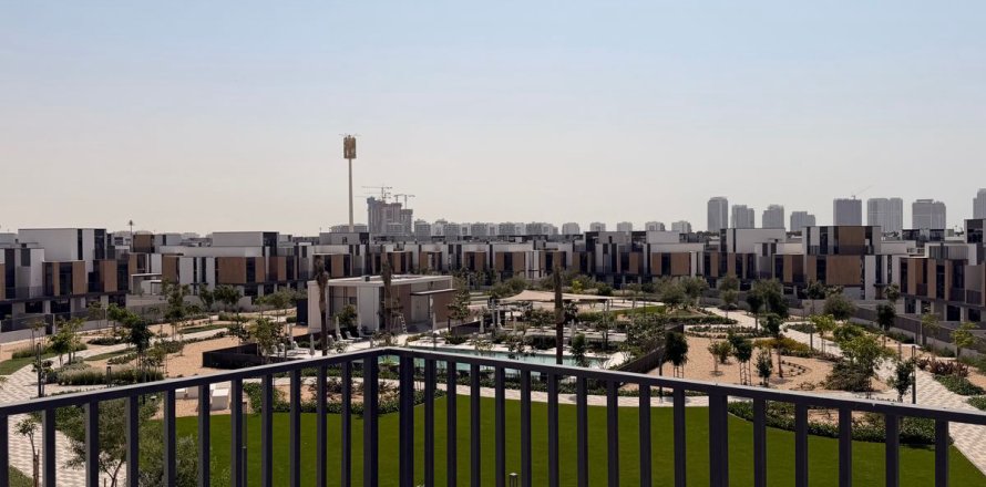 Βίλα σε Dubai, ΗΑΕ 3 υπνοδωμάτια, 206 τ.μ. Αρ. 710145