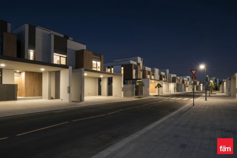 Βίλα σε Dubai, ΗΑΕ 3 υπνοδωμάτια, 206 τ.μ. Αρ. 710145 - φωτογραφία 3
