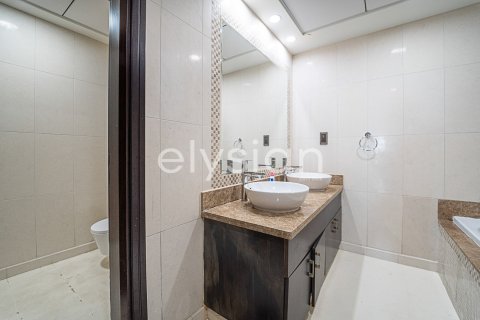 Apartment in Palm Jumeirah, Dubai, UAE 3 bedrooms, 219 sq.m. № 600244 - photo 19