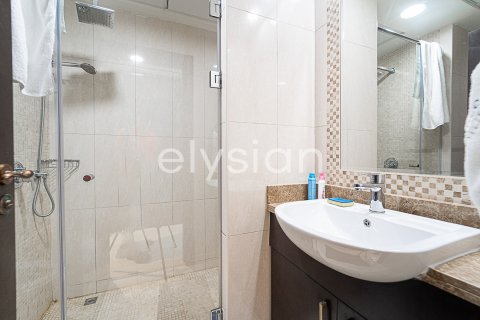 Apartment in Palm Jumeirah, Dubai, UAE 3 bedrooms, 219 sq.m. № 600244 - photo 18