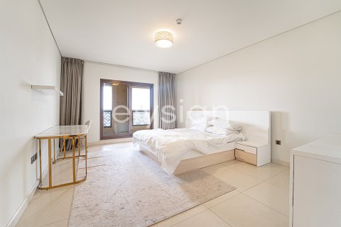 Apartment in Palm Jumeirah, Dubai, UAE 3 bedrooms, 219 sq.m. № 600244 - photo 13