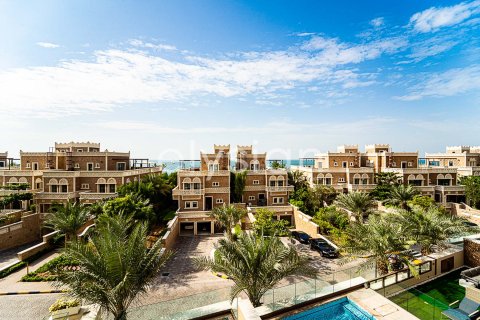 Apartment in Palm Jumeirah, Dubai, UAE 3 bedrooms, 219 sq.m. № 600244 - photo 10