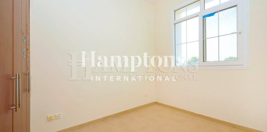 Huvila Arabian Ranches 2, Dubai, Arabiemiraatit 3 makuuhuonetta, 253.54 m2 № 651468