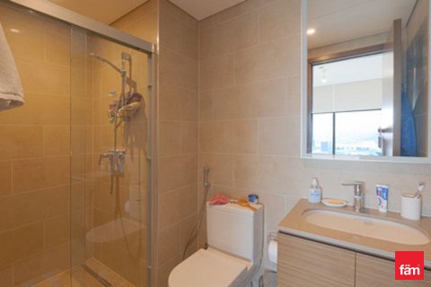 Apartment in Dubai, UAE 2 bedrooms, 75 sq.m. № 622545 - photo 10