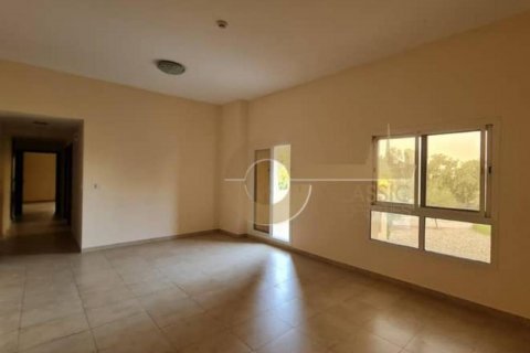 Apartment in Dubai Land, UAE 3 bedrooms, 139 sq.m. № 623036 - photo 11