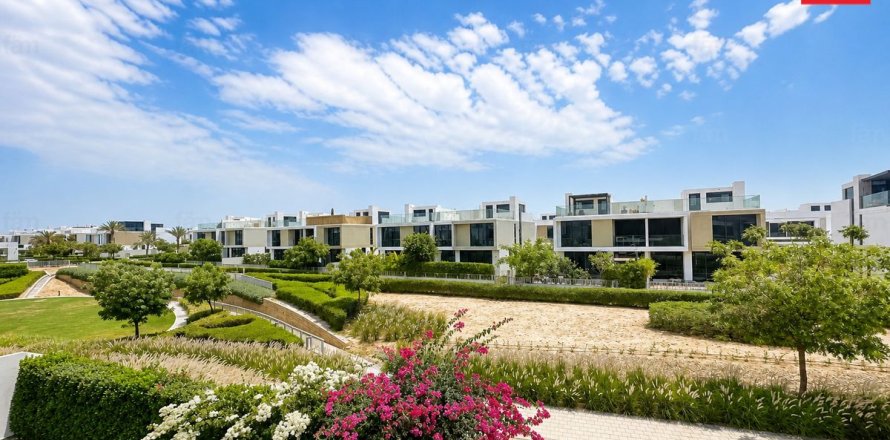 ویلا در Dubai Hills Estate، Dubai ، امارات متحده عربی 3 خوابه ، 282.7 متر مربع.  شماره 694110