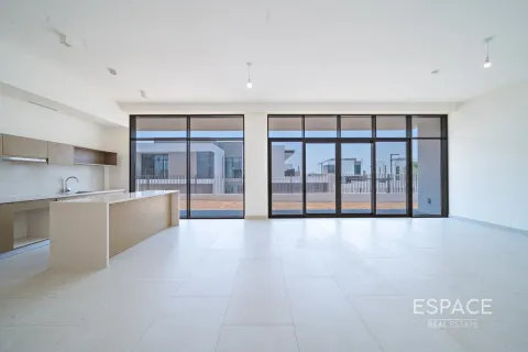 Villa zum Verkauf in Al Furjan, Dubai, VAE 5 Schlafzimmer, 473 m2 Nr. 649787 - Foto 3