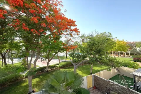 Villa zum Verkauf in The Springs, Dubai, VAE 2 Schlafzimmer, 167 m2 Nr. 649783 - Foto 15