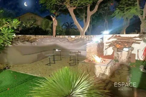 The Springs, Dubai, संयुक्त अरब अमीरात में विला, 2 बेडरूम, 167 वर्ग मीटर, संख्या 649783 - फ़ोटो 11