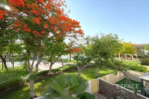 The Springs, Dubai, संयुक्त अरब अमीरात में विला, 2 बेडरूम, 167 वर्ग मीटर, संख्या 649783 - फ़ोटो 15