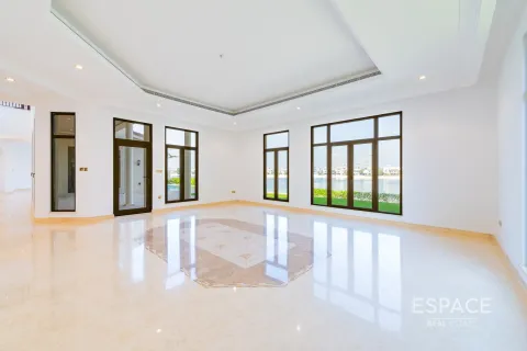 Villa in Palm Jumeirah, Dubai, UAE 6 bedrooms, 650 sq.m. № 649784 - photo 12