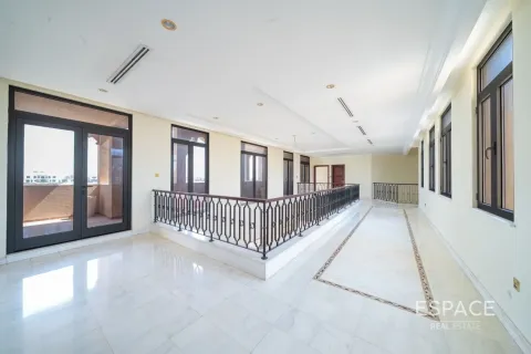 Vila di Palm Jumeirah, Dubai, UEA 6 kamar tidur, 650 m2 nomor 649788 - foto 10