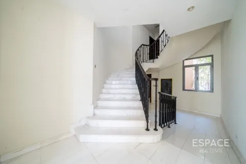 Vila di Palm Jumeirah, Dubai, UEA 6 kamar tidur, 650 m2 nomor 649788 - foto 7