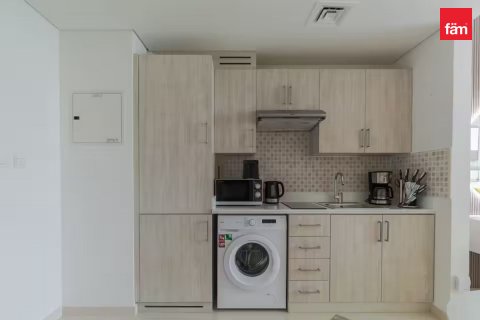 Apartment in Palm Jumeirah, Dubai, UAE 32.5 sq.m. № 610410 - photo 9