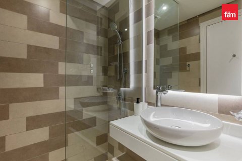 Apartment in Palm Jumeirah, Dubai, UAE 32.5 sq.m. № 610410 - photo 12
