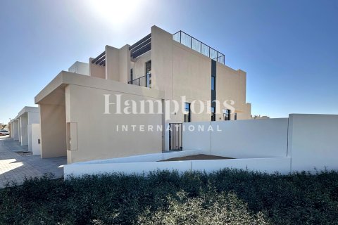 וילה להשכרה ב Dubai South (Dubai World Central), Dubai, איחוד האמירויות  4 חדרי שינה, 372.88012595 מ"ר, מספר 690677 - תמונה 6